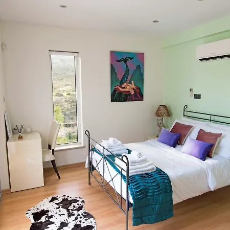 Luxury Cy Akrounta