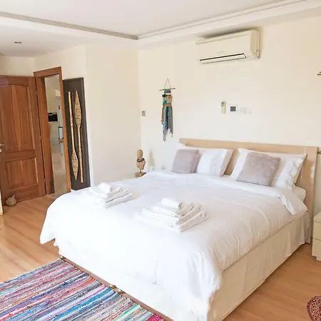 Luxury Cy Akrounta